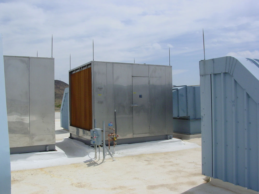 Industrial evaporative cooling store systems